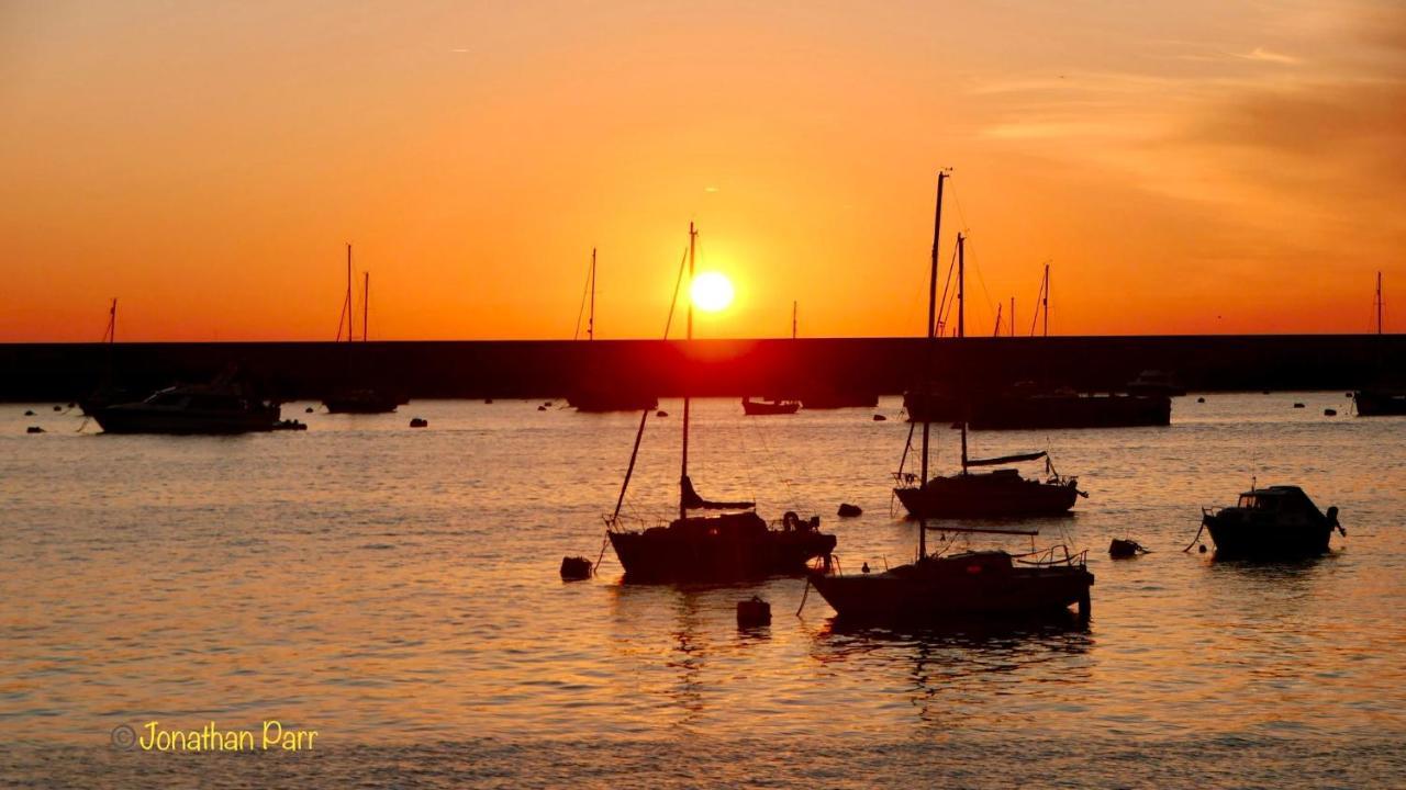 Seaspot Is A 1 Bed Annex Ground Floor Apartment At Stunning Broadsands Beach Nr Brixham! Churston Ferrers Kültér fotó
